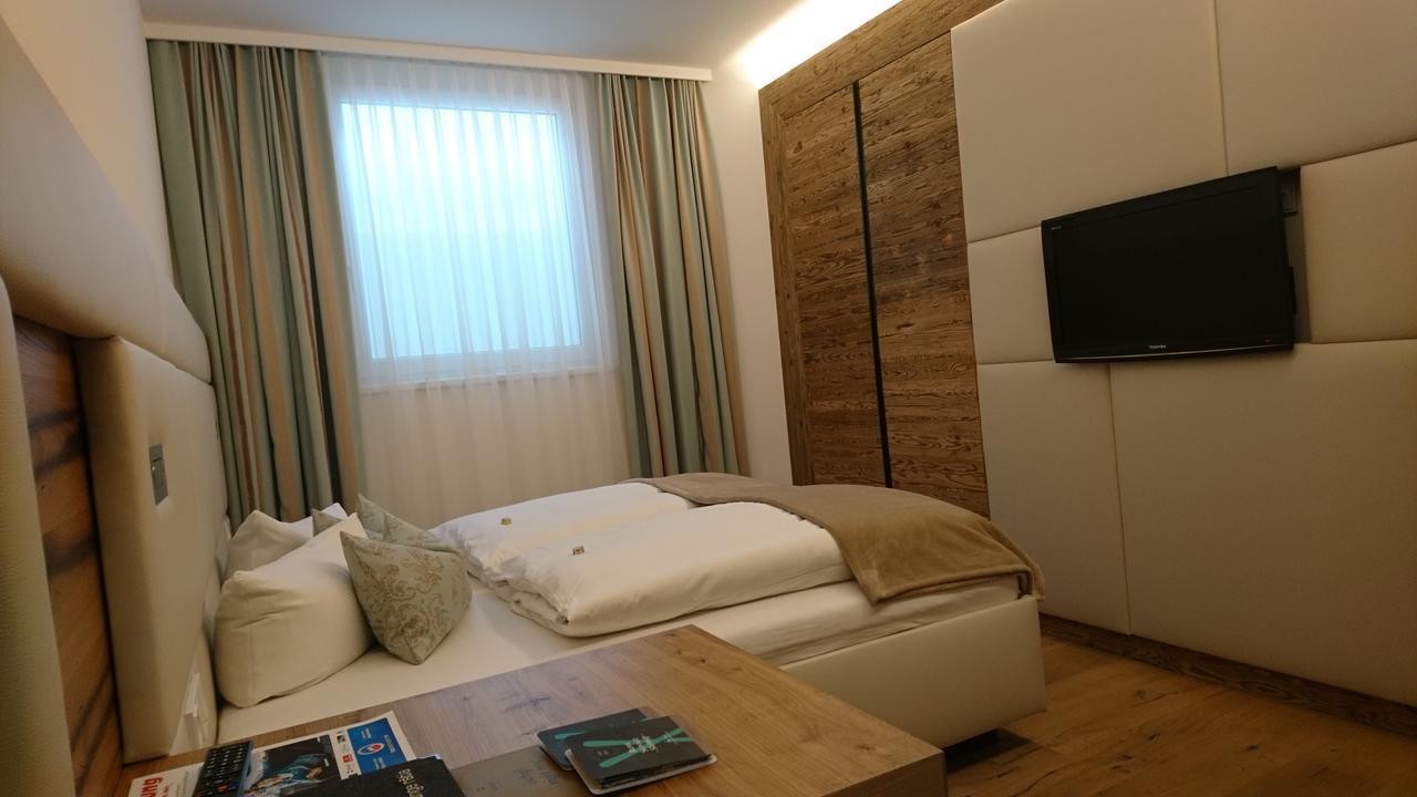 Alpinlounge Raetia Appartements Ischgl Exterior foto